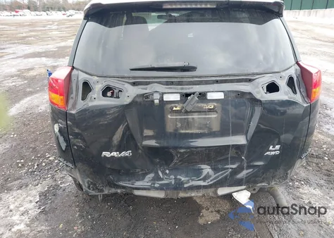 2015 Toyota Rav4 Le из США, поврежденный, VIN 2T3BFREV4FW242326